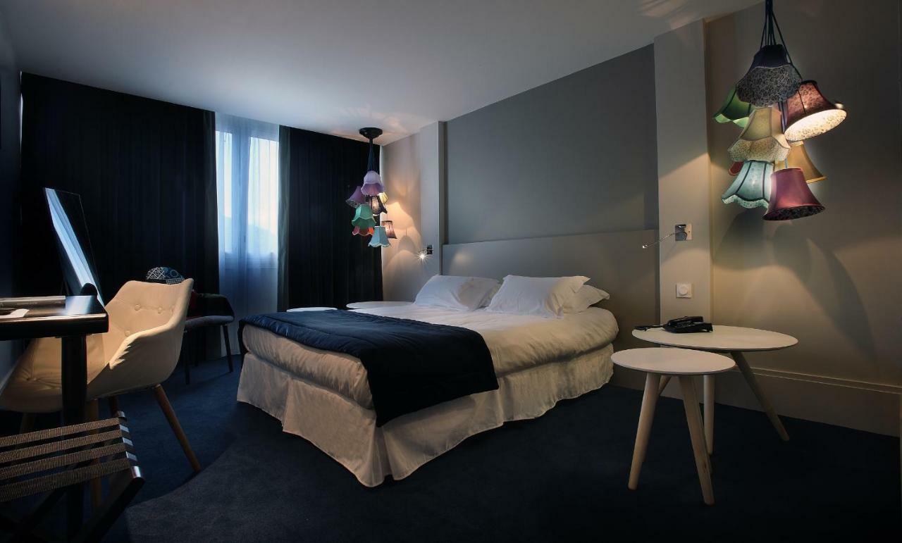 Hotel Le Cinq Hyper - Centre Chambery Phòng bức ảnh
